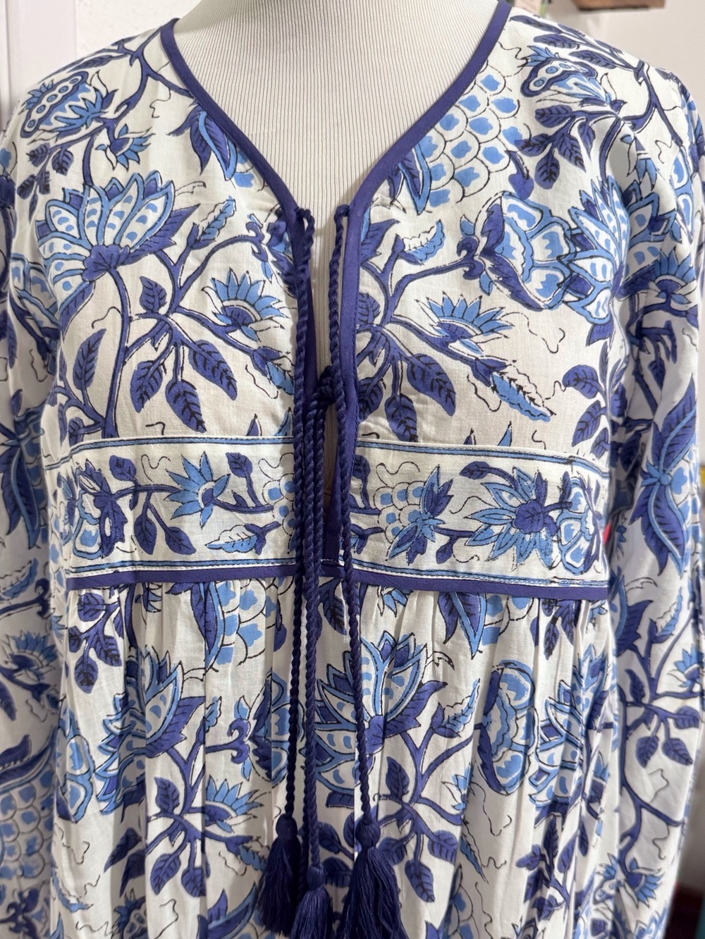 Karni Blue & White Cotton Floral Printed Maxi Dress Size Medium - Picture 4 of 10
